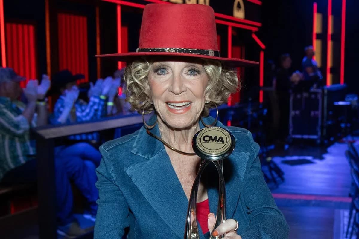 Jeannie Seely, Grand Ole Opry Legend and “Miss Country Soul,” Passes at 85