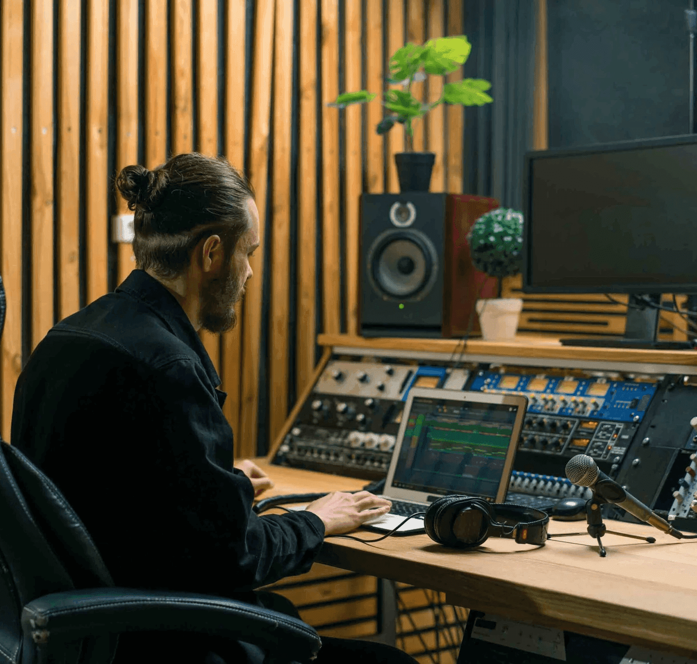 The Best Collaborative Music Platform for Seamless Remote Creation